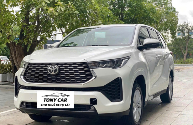 INNOVA CROSS NEW 2025